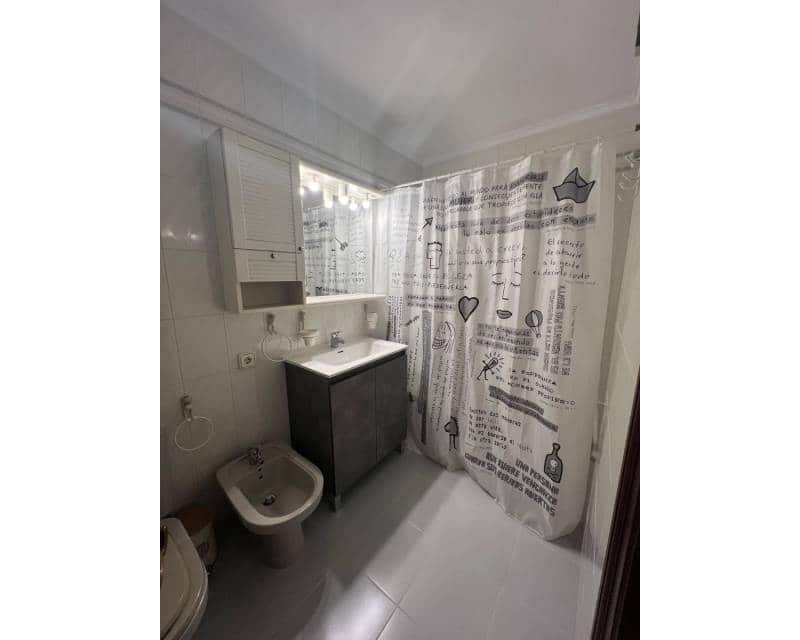 3 sypialnia Apartament do wynajęcia w Torrevieja - 1 250 € (Ref: 8504962)