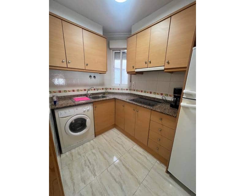 2 sypialnia Apartament do wynajęcia w Torrevieja z garażem - 750 € (Ref: 8553572)