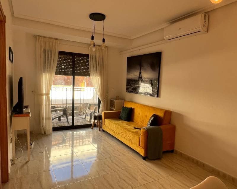 2 sypialnia Apartament do wynajęcia w Torrevieja z garażem - 750 € (Ref: 8553572)
