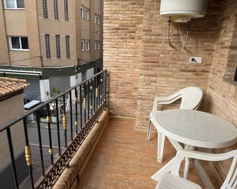 3 sypialnia Apartament do wynajęcia w Torrevieja - 950 € (Ref: 8577189)