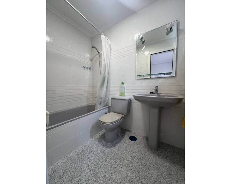 3 slaapkamer Penthouse te huur in Torrevieja - € 1.200 (Ref: 8607189)