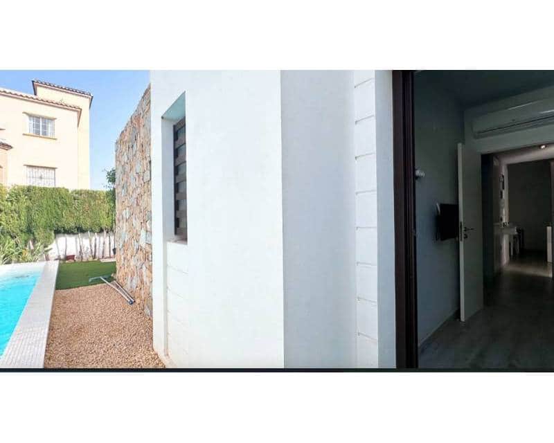 3 sypialnia Willa do wynajęcia w Orihuela Costa z basenem garażem - 2 300 € (Ref: 8611684)