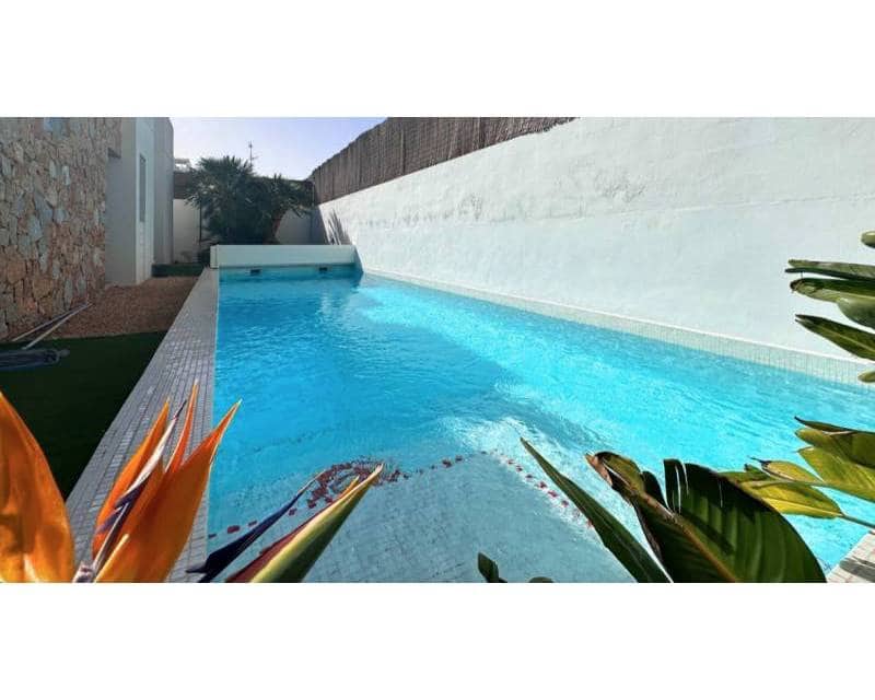 3 sypialnia Willa do wynajęcia w Orihuela Costa z basenem garażem - 2 300 € (Ref: 8611684)