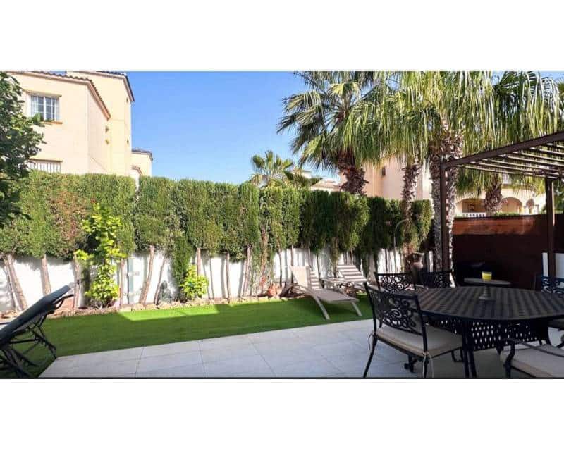 3 sypialnia Willa do wynajęcia w Orihuela Costa z basenem garażem - 2 300 € (Ref: 8611684)