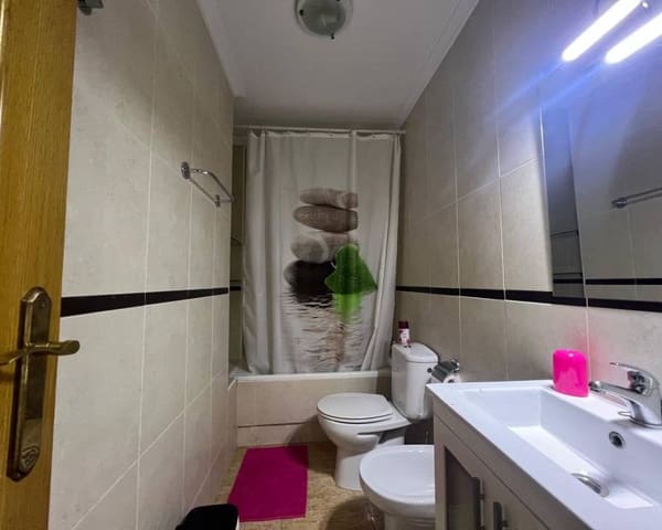 1 bedroom Penthouse for rent in Centro - Muelle Pesquero, Torrevieja with pool garage - € 625 (Ref: 8718493)