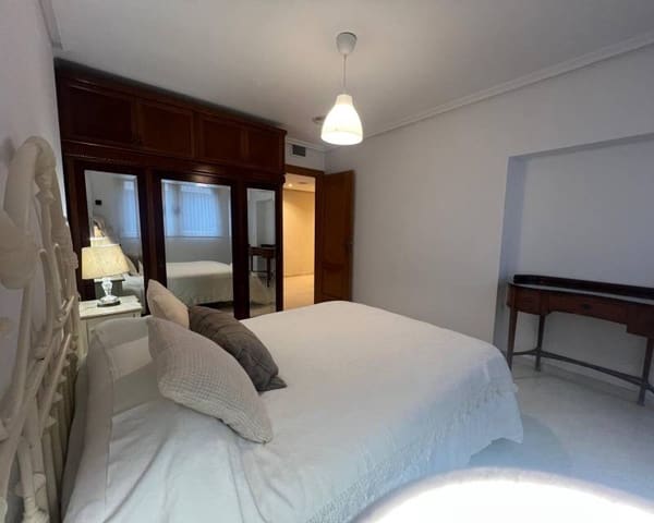 3 makuuhuone Huoneisto vuokrattavana paikassa Centro - Muelle Pesquero, Torrevieja mukana 
autotalli - 1 100 € (Ref: 8751772)