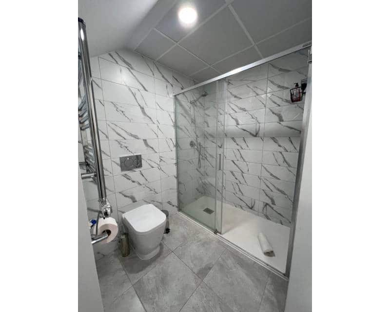 2 soveværelse Lejlighed til leje i Orihuela Costa med swimmingpool garage - € 1.250 (Ref: 8806727)