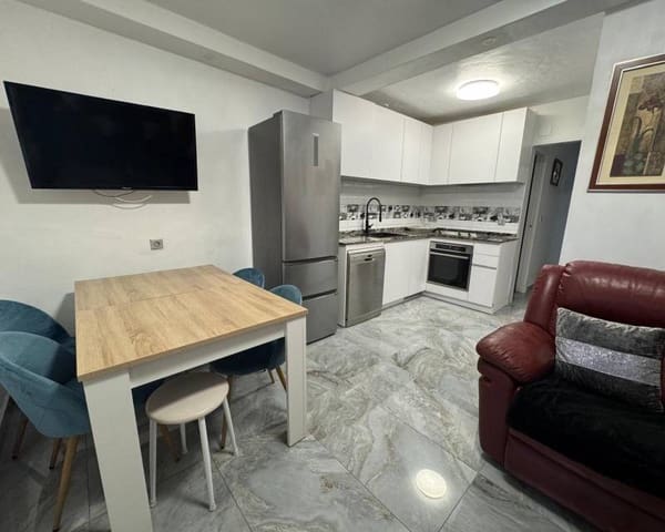 2 bedroom Villa for rent in El Chaparral - La Siesta - La Torreta, Torrevieja - € 750 (Ref: 8837736)