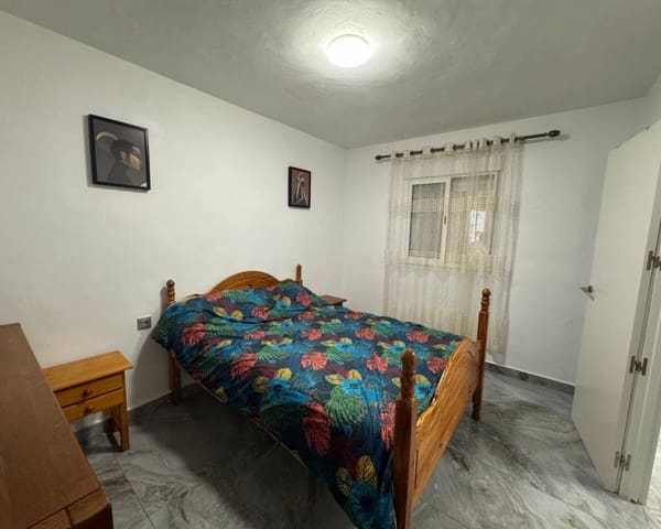 2 bedroom Villa for rent in El Chaparral - La Siesta - La Torreta, Torrevieja - € 750 (Ref: 8837736)