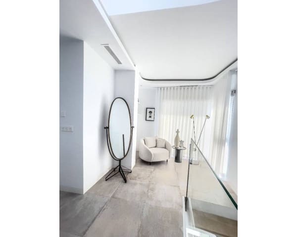 3 slaapkamer Villa te koop in La Florida, Orihuela met zwembad - € 509.000 (Ref: 8866422)