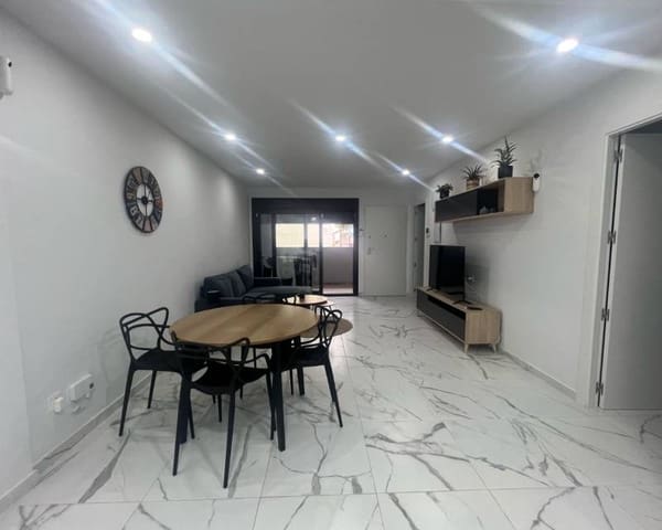 2 sypialnia Apartament do wynajęcia w Las Piscinas Naturales, Torrevieja z basenem - 1 250 € (Ref: 8880875)