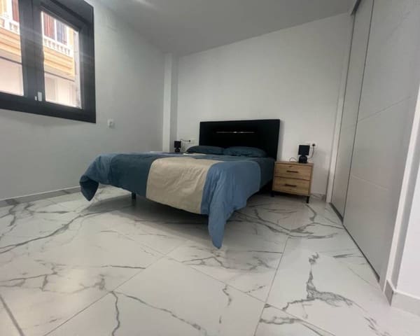 2 sypialnia Apartament do wynajęcia w Las Piscinas Naturales, Torrevieja z basenem - 1 250 € (Ref: 8880875)