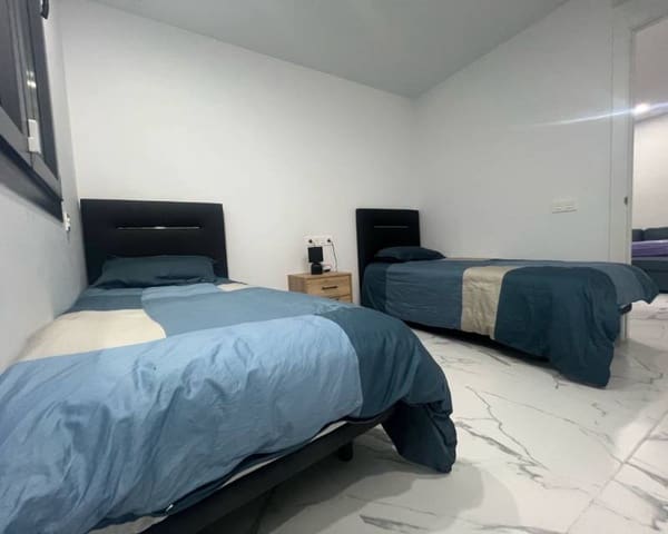 2 sypialnia Apartament do wynajęcia w Las Piscinas Naturales, Torrevieja z basenem - 1 250 € (Ref: 8880875)