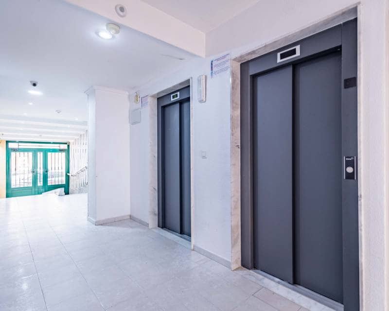 2 soveværelse Penthouse til salg i Torrevieja med garage - € 187.200 (Ref: 8893678)