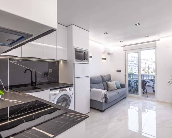 1 Zimmer Apartment zu verkaufen in La Mata, Torrevieja mit Garage - 163.000 € (Ref: 8928056)