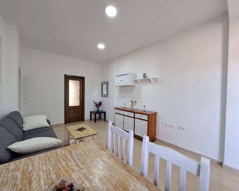 Appartement de 2 chambres à louer à Orihuela Costa avec piscine - 800 € (Ref: 8960967)