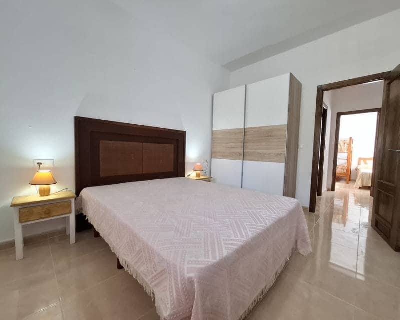 Appartement de 2 chambres à louer à Orihuela Costa avec piscine - 800 € (Ref: 8960967)