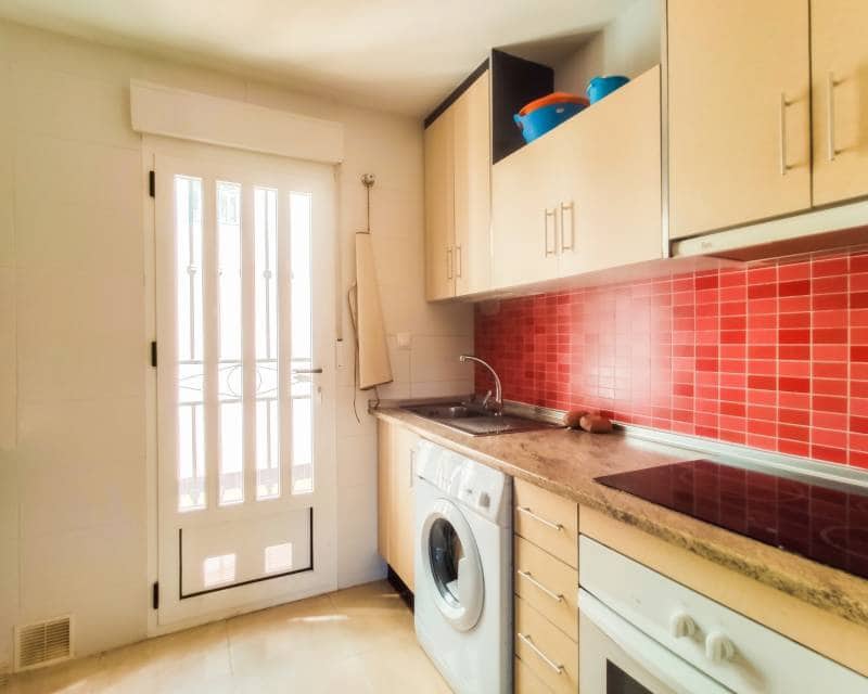 Appartement de 2 chambres à louer à Orihuela Costa avec piscine - 800 € (Ref: 8960967)