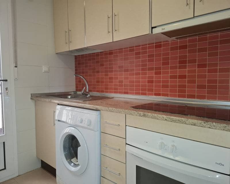 Appartement de 2 chambres à louer à Orihuela Costa avec piscine - 800 € (Ref: 8960967)