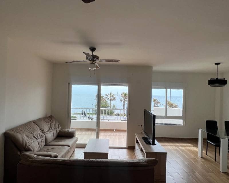 2 quarto Apartamento para arrendar em Torrevieja com piscina - 1 200 € (Ref: 8971608)