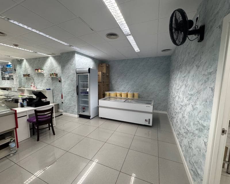 2 soverom Bedrift til leie i Elche / Elx - € 50 000 (Ref: 8980779)