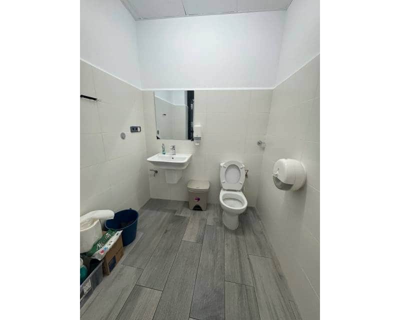 2 soverom Bedrift til leie i Elche / Elx - € 50 000 (Ref: 8980779)