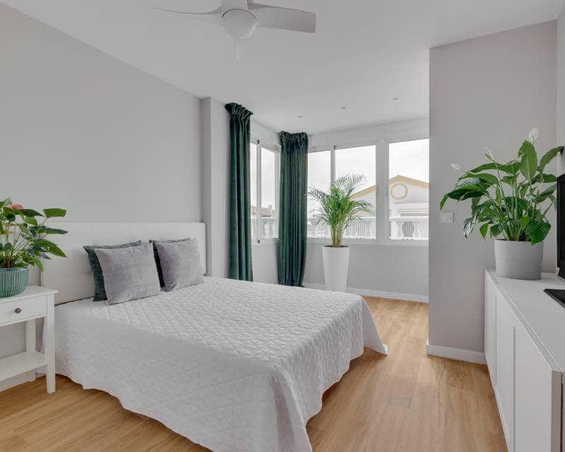 3 soverom Rekkehus til salgs i Los Balcones med svømmebasseng - € 288 000 (Ref: 8987662)