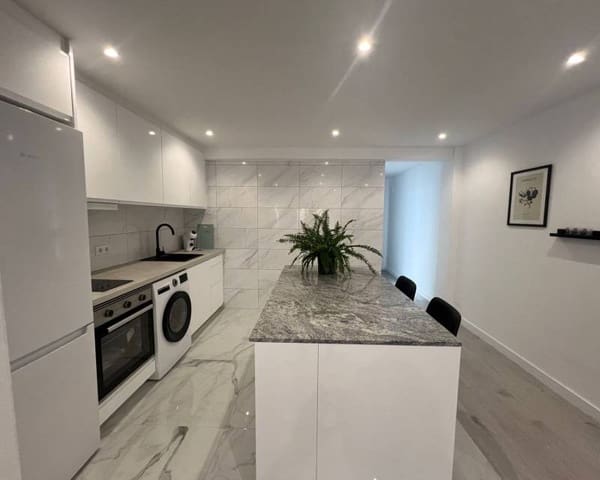 2 slaapkamer Appartement te koop in Centro - Muelle Pesquero, Torrevieja - € 250.000 (Ref: 9025207)