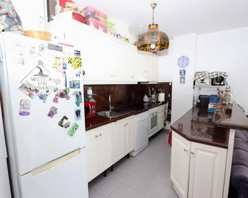 3 bedroom Apartment for sale in Torrevieja with pool - € 340,000 (Ref: 9041390)