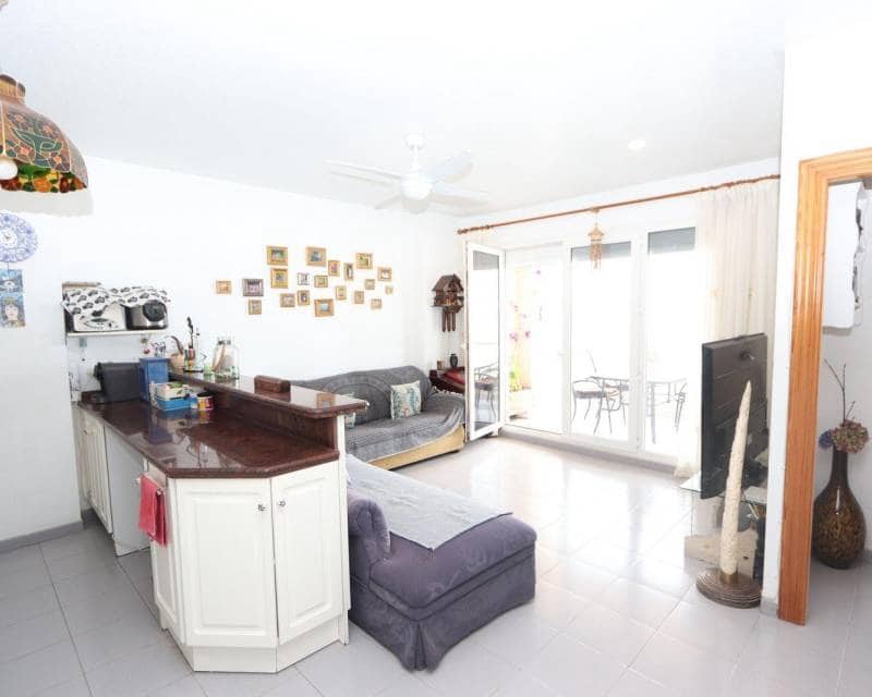 3 bedroom Apartment for sale in Torrevieja with pool - € 340,000 (Ref: 9041390)