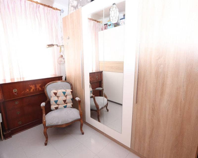 3 bedroom Apartment for sale in Torrevieja with pool - € 340,000 (Ref: 9041390)