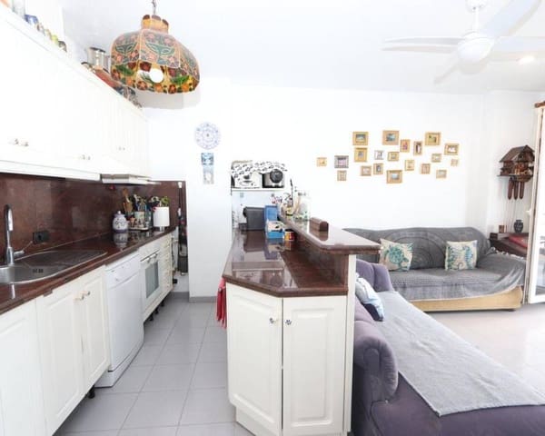 3 bedroom Apartment for sale in Torrevieja with pool - € 340,000 (Ref: 9041390)