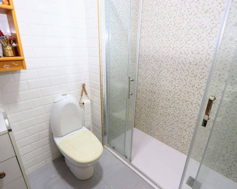 3 bedroom Apartment for sale in Torrevieja with pool - € 340,000 (Ref: 9041390)