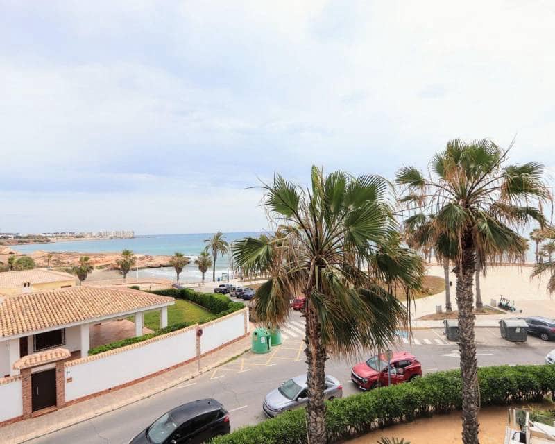 3 bedroom Apartment for sale in Torrevieja with pool - € 340,000 (Ref: 9041390)