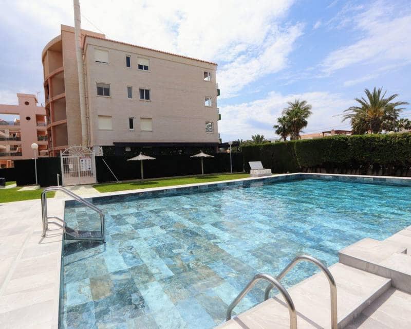 3 bedroom Apartment for sale in Torrevieja with pool - € 340,000 (Ref: 9041390)