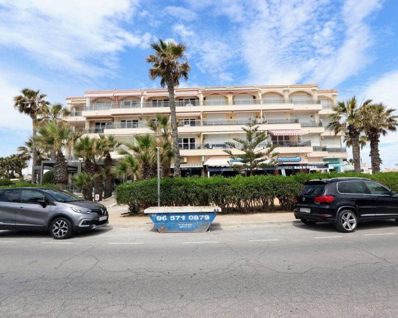 3 bedroom Apartment for sale in Torrevieja with pool - € 340,000 (Ref: 9041390)