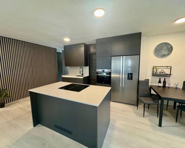 3 makuuhuone Kattohuoneisto myytävänä paikassa Centro - Muelle Pesquero, Torrevieja - 357 000 € (Ref: 9076835)