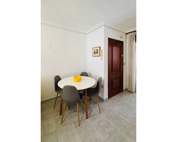 2 makuuhuone Huoneisto vuokrattavana paikassa Playa del Acequión, Torrevieja - 780 € (Ref: 9105861)