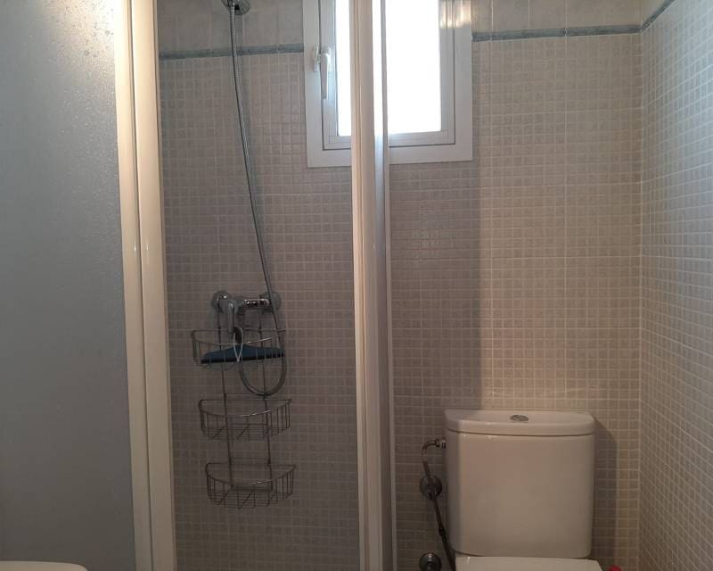 2 soverom Leilighet til leie i Torrevieja - € 750 (Ref: 9107992)