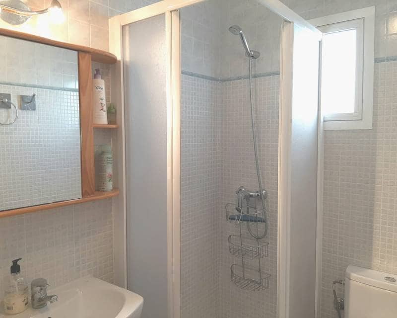 2 soverom Leilighet til leie i Torrevieja - € 750 (Ref: 9107992)