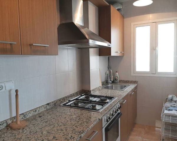 2 slaapkamer Appartement te huur in Las Piscinas Naturales, Torrevieja - € 750 (Ref: 9107992)