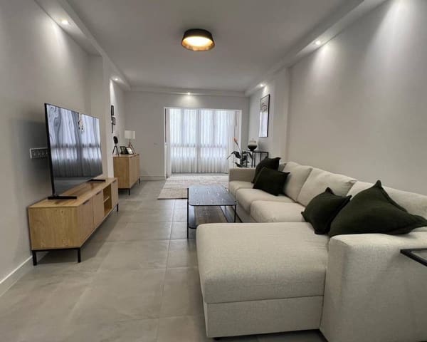 Apartamento de 3 habitaciones en Centro - Muelle Pesquero, Torrevieja en alquiler - 1.300 € (Ref: 9110812)