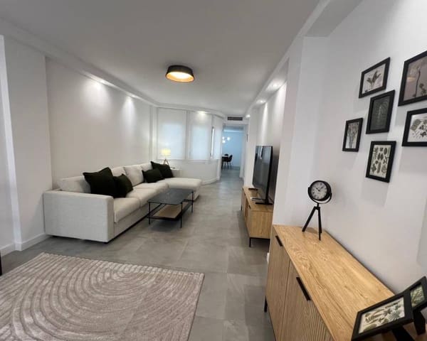 Apartamento de 3 habitaciones en Centro - Muelle Pesquero, Torrevieja en alquiler - 1.300 € (Ref: 9110812)