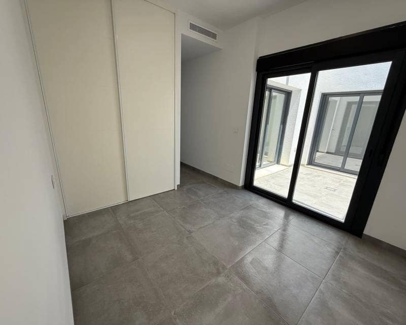 3 sovrum Villa till salu i Torre de la Horadada med pool - 295 000 € (Ref: 9123806)