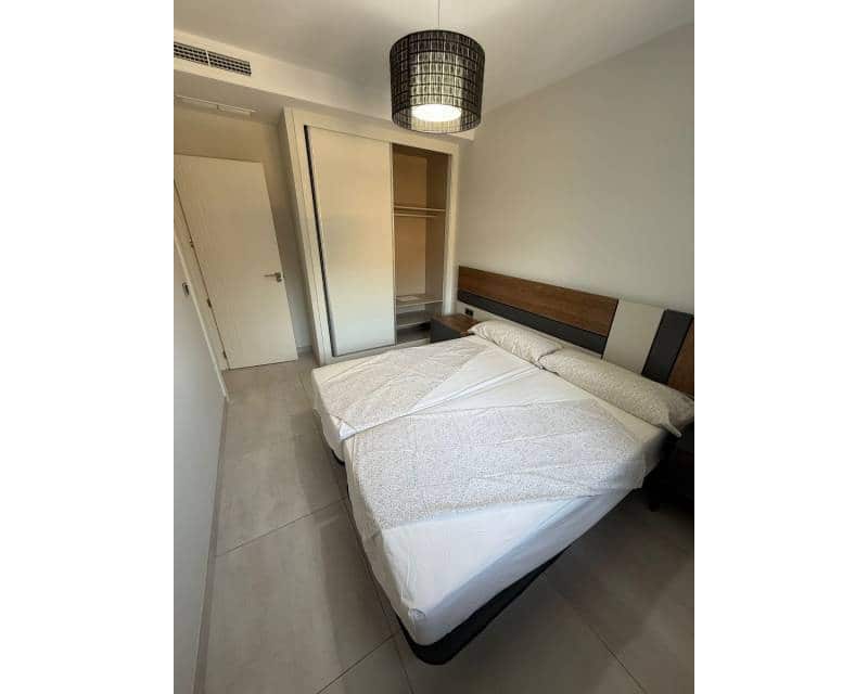 3 quarto Apartamento para arrendar em Benidorm com piscina garagem - 2 500 € (Ref: 9129091)