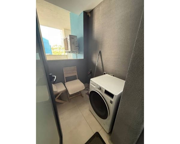 3 sovrum Lägenhet att hyra i Benidorm med pool garage - 2 500 € (Ref: 9129091)