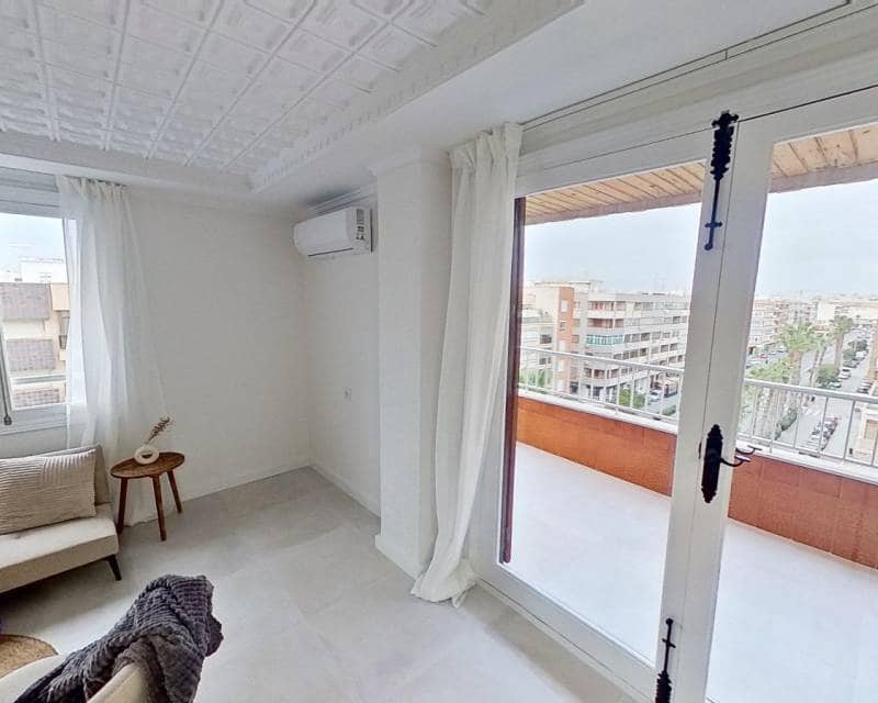 3 soverom Strandleiligheter til salgs i Torrevieja med svømmebasseng - € 235 000 (Ref: 9189933)