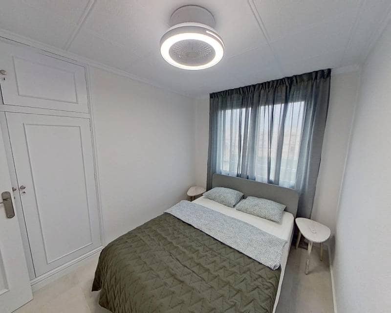 3 soverom Strandleiligheter til salgs i Torrevieja med svømmebasseng - € 235 000 (Ref: 9189933)