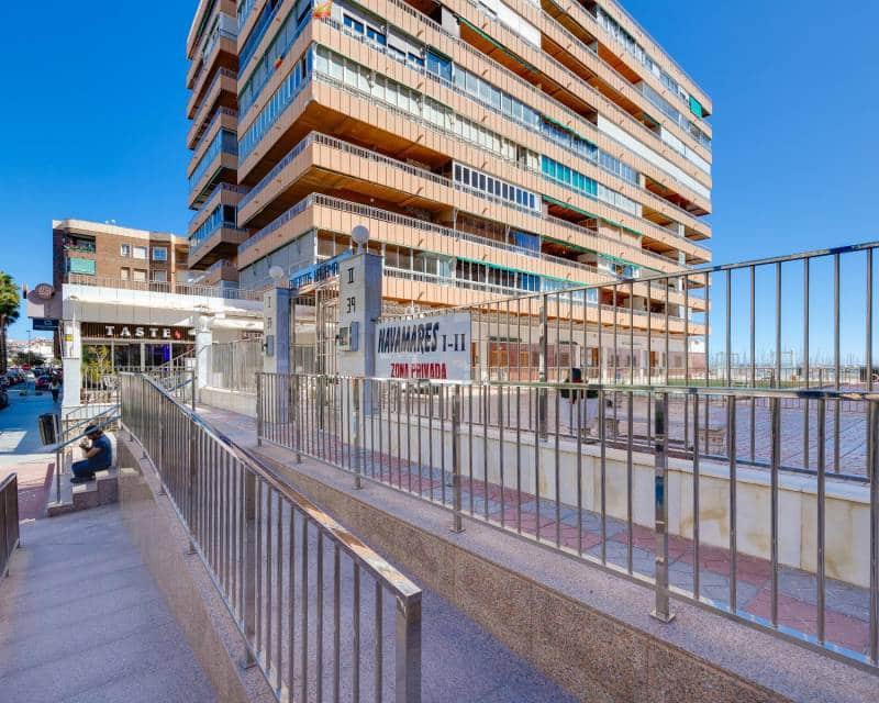 3 soverom Strandleiligheter til salgs i Torrevieja med svømmebasseng - € 235 000 (Ref: 9189933)