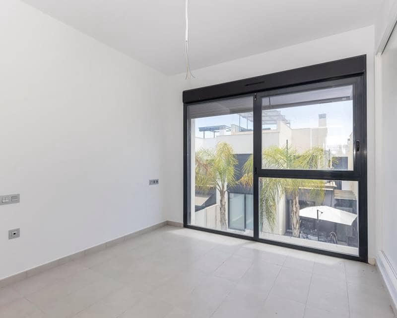 3 sovrum Villa till salu i Orihuela Costa med pool - 319 000 € (Ref: 9190388)